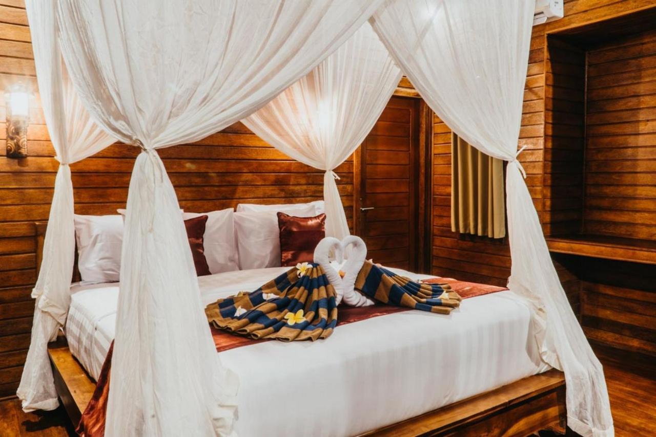 Taman Tirta Villas Nusa Lembongan  Bagian luar foto